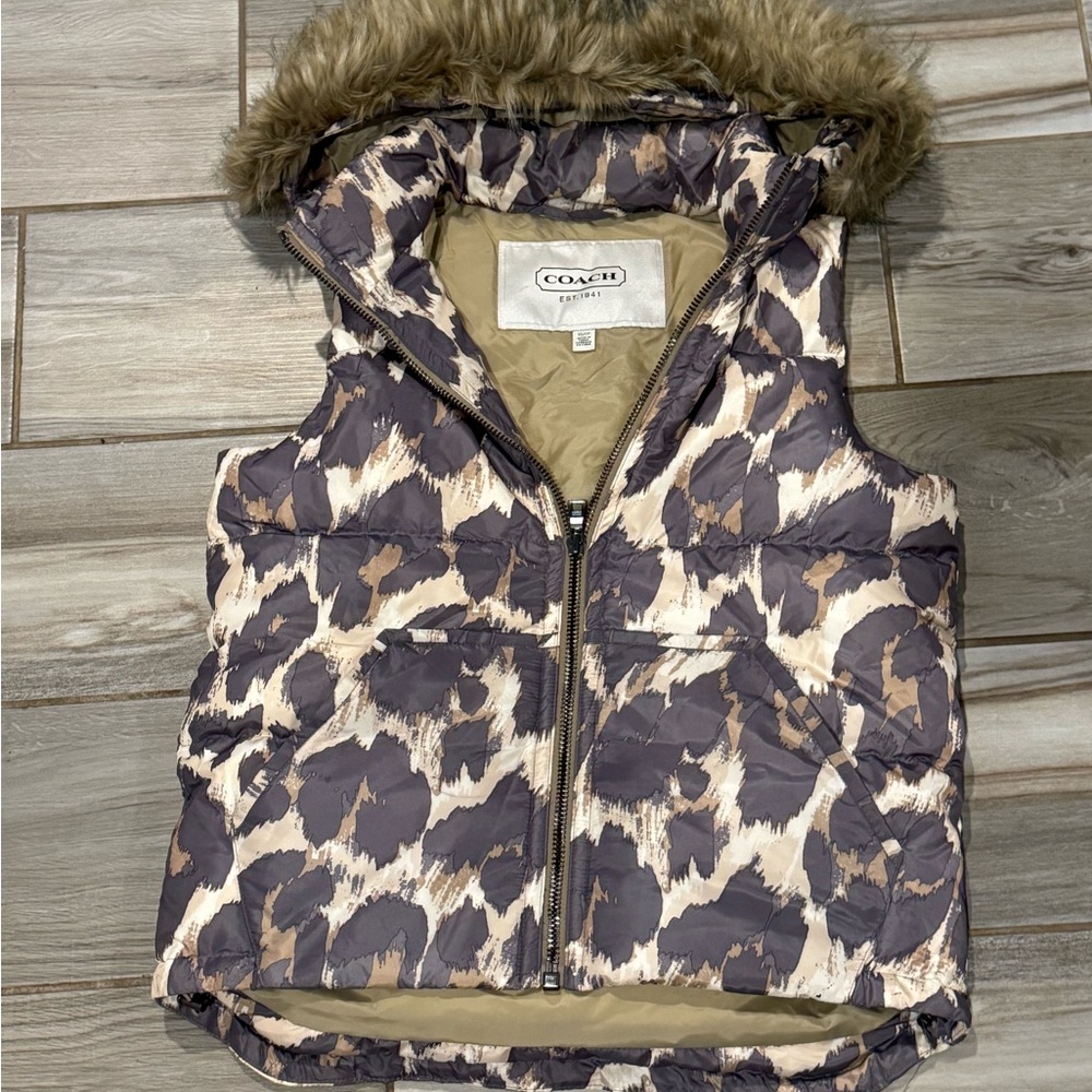 COACH puffer vest XS